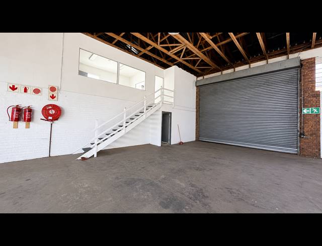 550M² WAREHOUSE TO LET IN MEADOWDALE